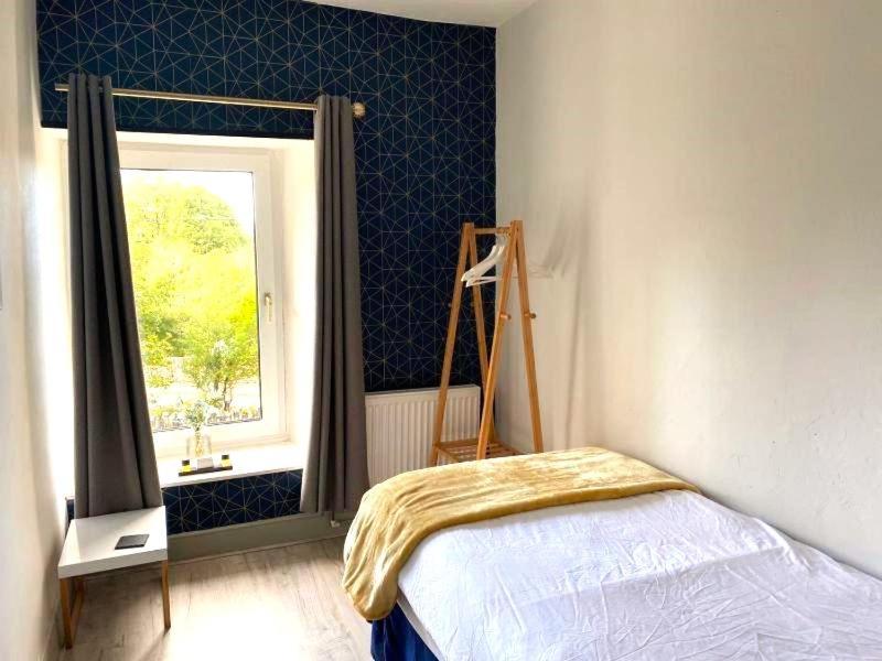 Zipworld Waterfalls Eryri Dogs Welcome 3 Bed Sleeps 5 布莱奈费斯蒂尼奥格 外观 照片