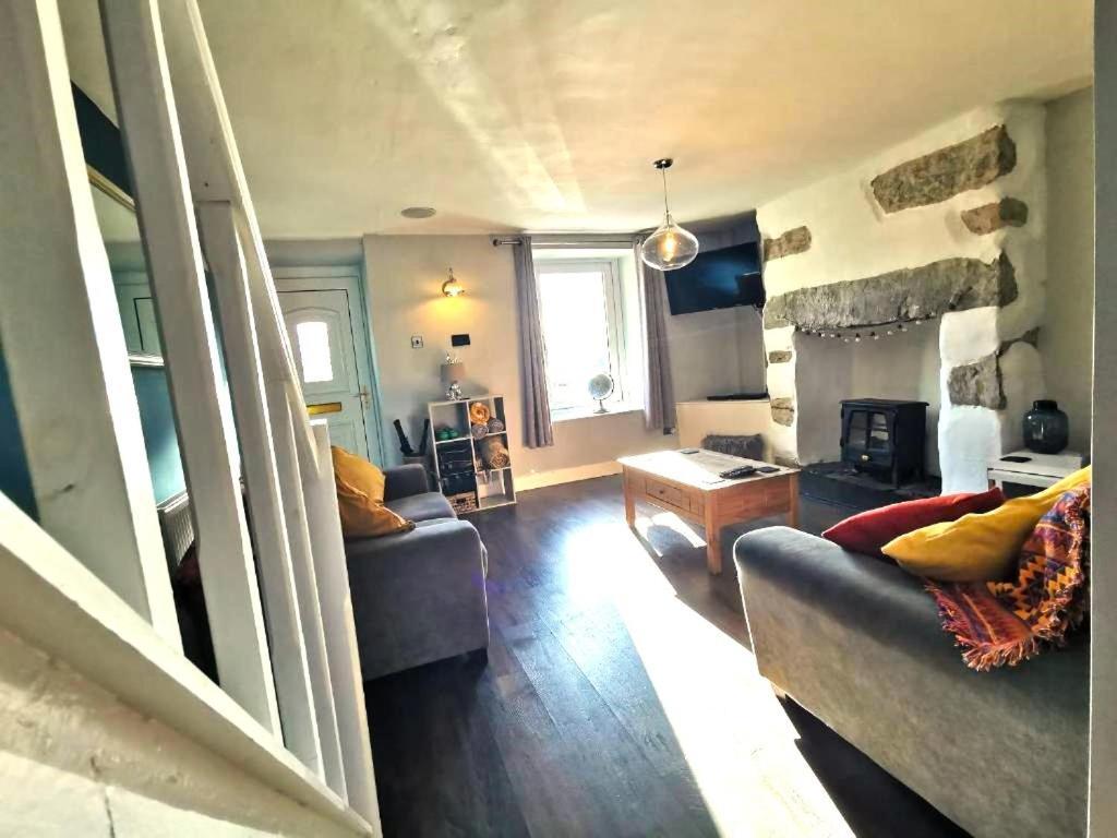Zipworld Waterfalls Eryri Dogs Welcome 3 Bed Sleeps 5 布莱奈费斯蒂尼奥格 外观 照片